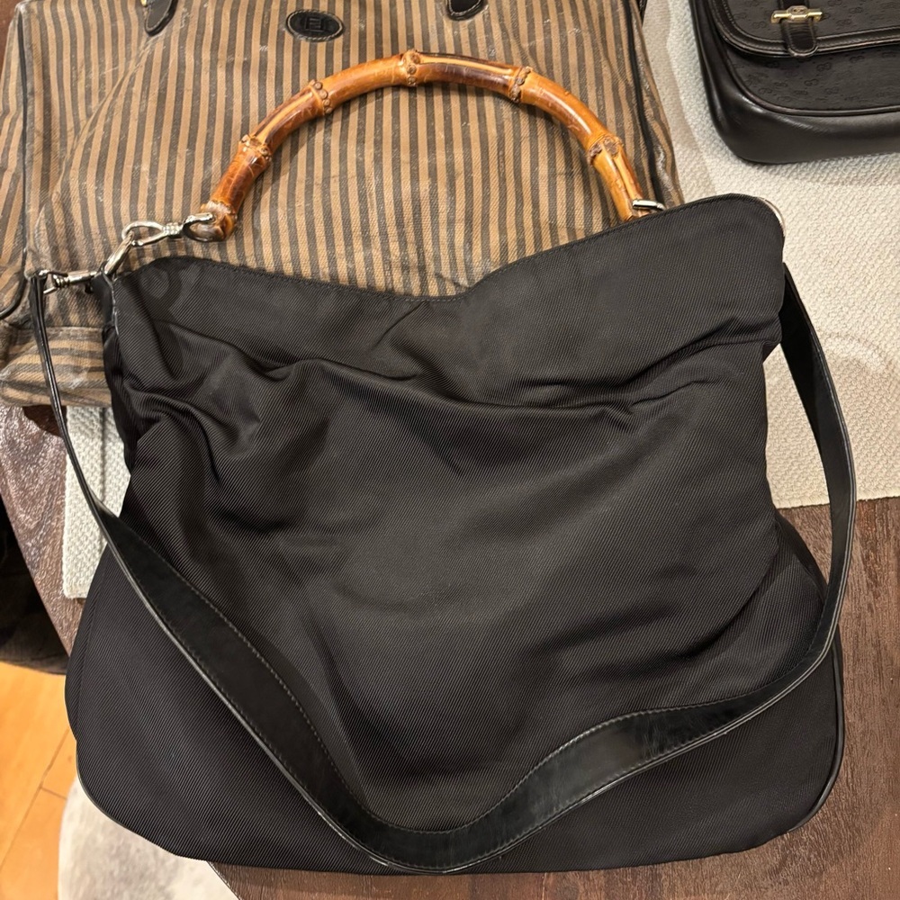 GUCCI Diana Large Black Nylon Bamboo Handle Shoulder Bag. - Picture 4 of 16